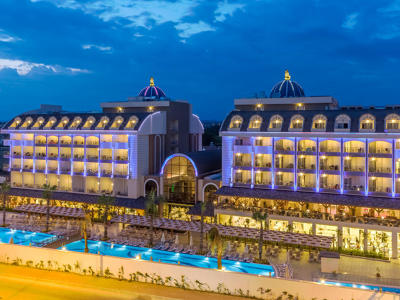 Mary Hotel Side