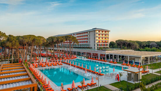 Trendy Perge Resort Suites